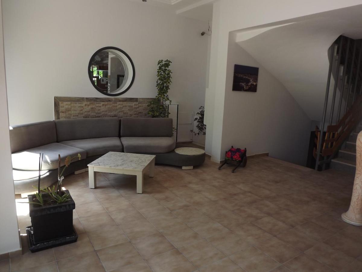 Opus Apart Hotel Κουσάντασι Εξωτερικό φωτογραφία